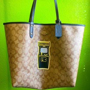 Coach Pac-Man Arcade